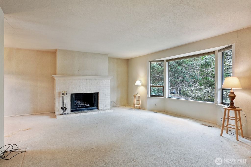 Photo of 19624 62nd Avenue NE, Kenmore, WA 98028 (MLS # 2476643)