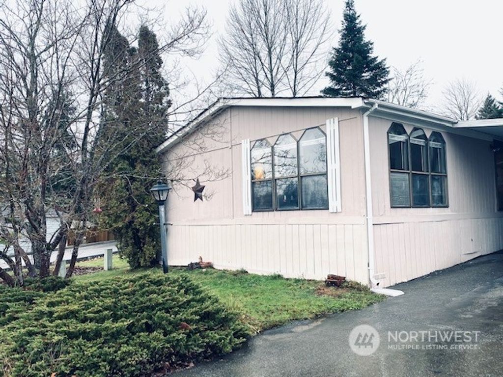 Photo of 28000 NE 142nd Place #151, Duvall, WA 98109 (MLS # 2184689)