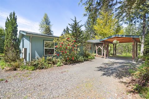 Photo of 306 Bear Tracts Road, Port Angeles, WA 98363 (MLS # 2523604)