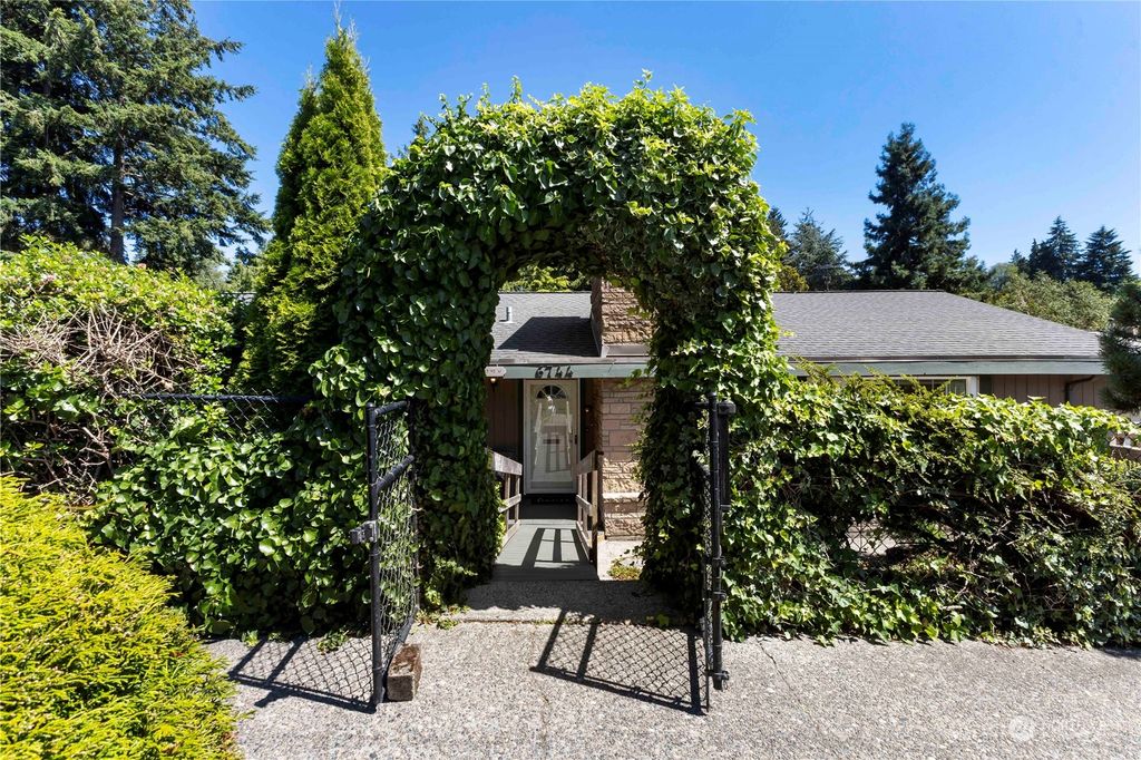 Photo of 6744 48th Avenue SW, Seattle, WA 98136 (MLS # 2264997)