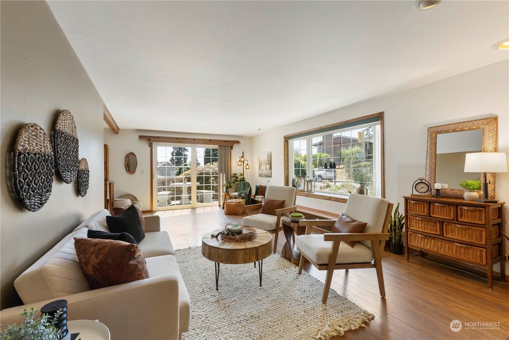 Photo of 6744 48th Avenue SW, Seattle, WA 98136 (MLS # 2264997)