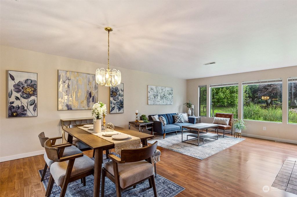 Photo of 1341 Bellefield Park Lane, Bellevue, WA 98004 (MLS # 2149295)