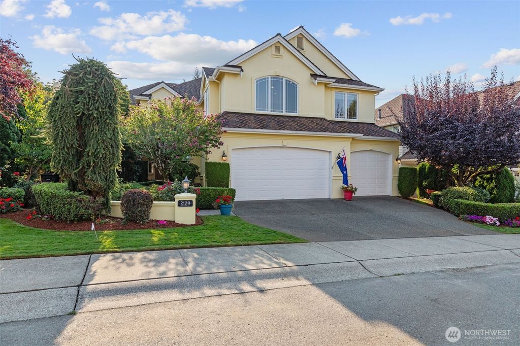 Photo of 2129 204th Place NE, Sammamish, WA 98074 (MLS # 2469204)