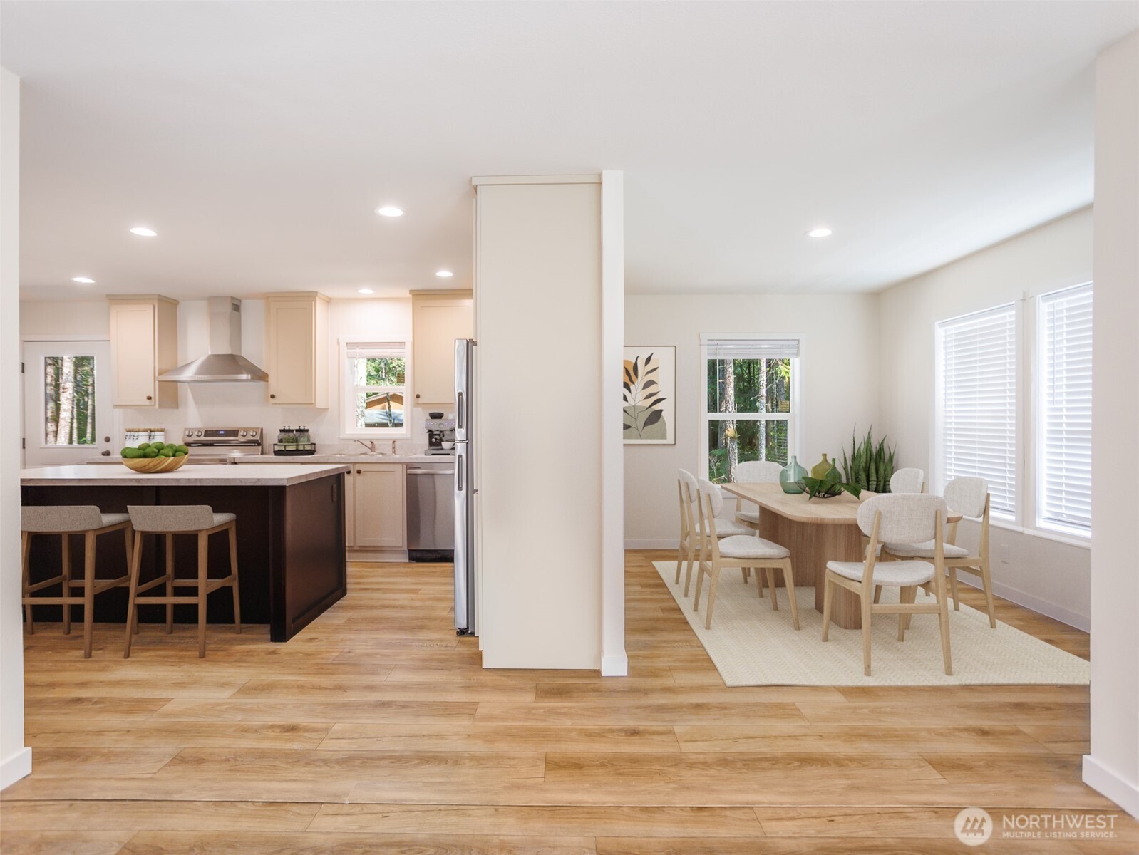 321 N Mountain View Drive