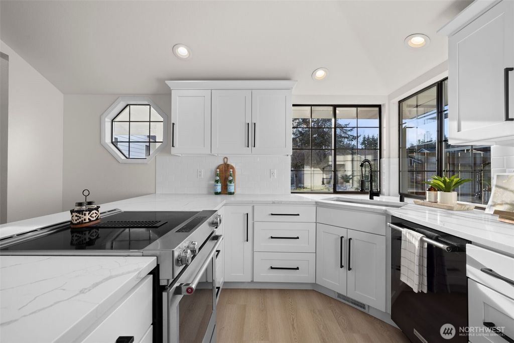 Photo of 21111 29th Place W, Lynnwood, WA 98036 (MLS # 2495137)