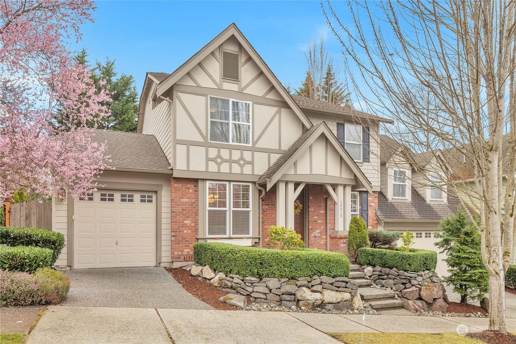 Photo of 16615 NE 117th Way, Redmond, WA 98052 (MLS # 2053000)