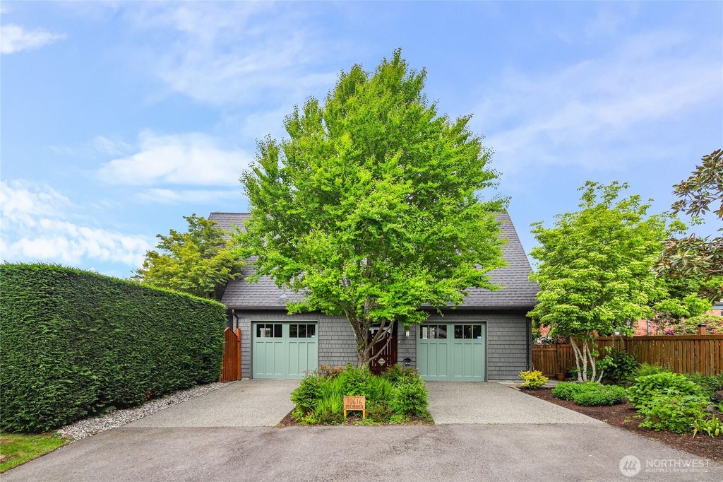 Photo of 10616 Marine View Drive SW, Seattle, WA 98146 (MLS # 2379025)