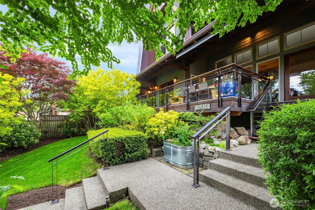 Photo of 10616 Marine View Drive SW, Seattle, WA 98146 (MLS # 2379025)
