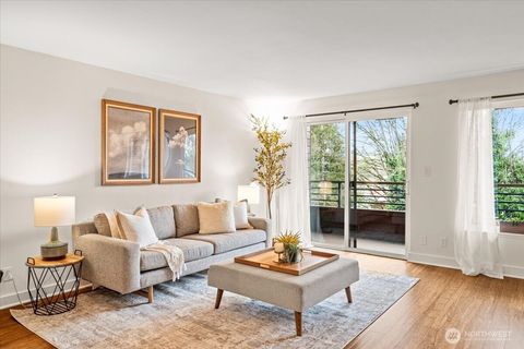 Photo of 1717 5th Avenue N #103, Seattle, WA 98109 (MLS # 2476575)