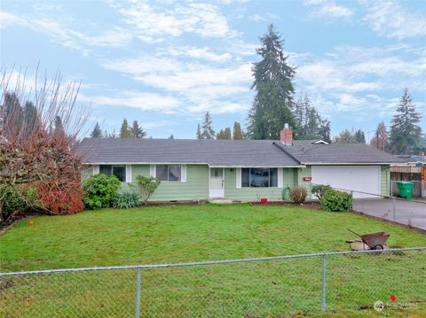Photo of 4926 135th Place NE, Marysville, WA 98271 (MLS # 2187848)