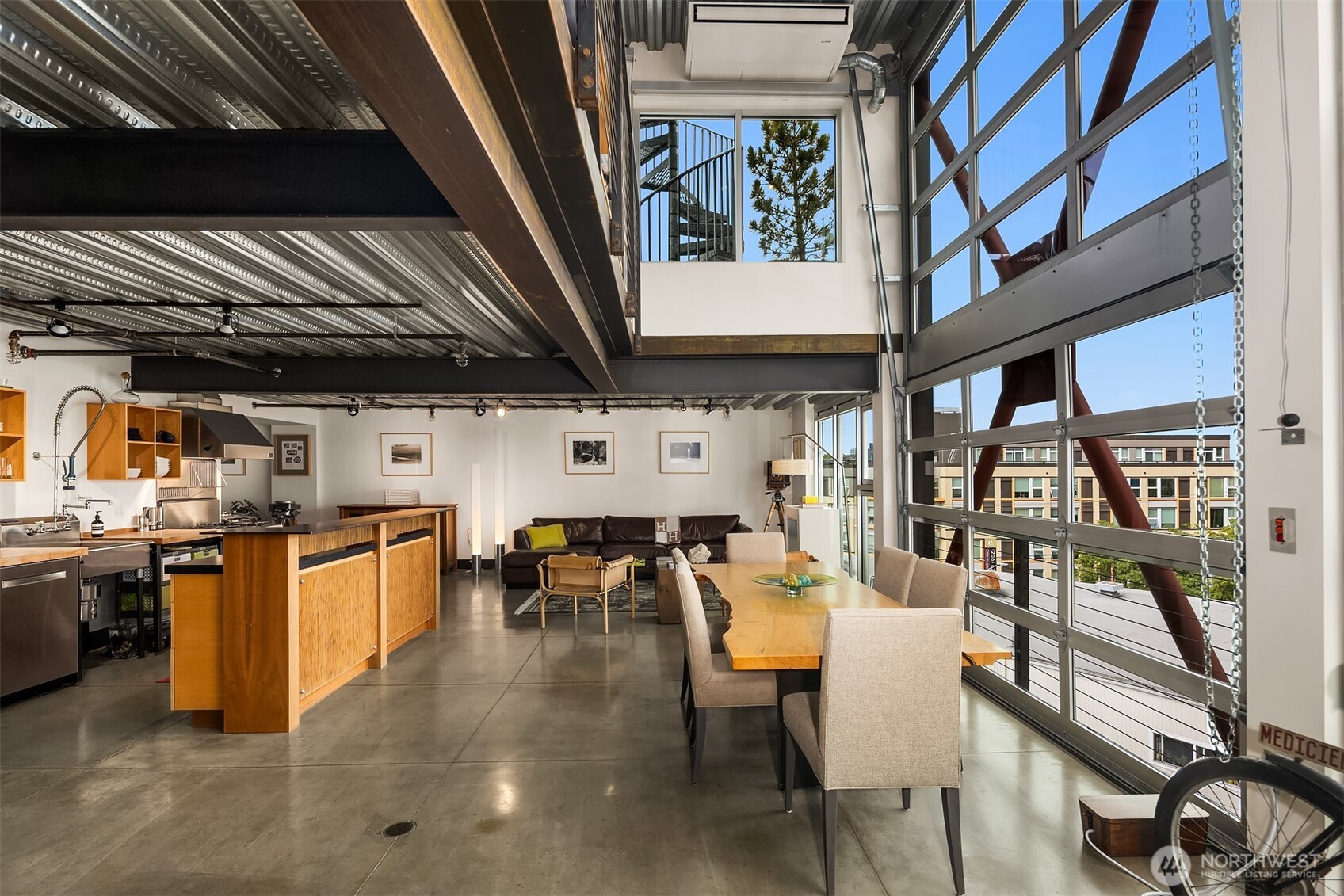 1310 E Union Street 501