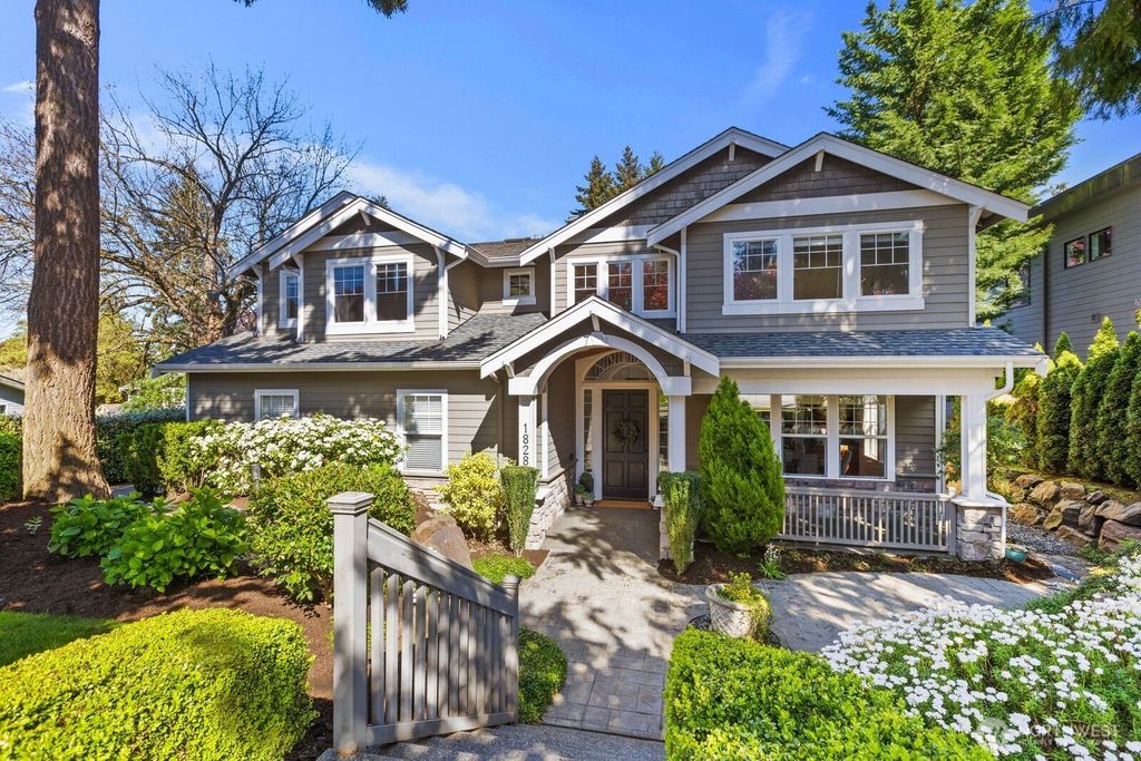 Photo of 1828 4th Street, Kirkland, WA 98033 (MLS # 2518545)