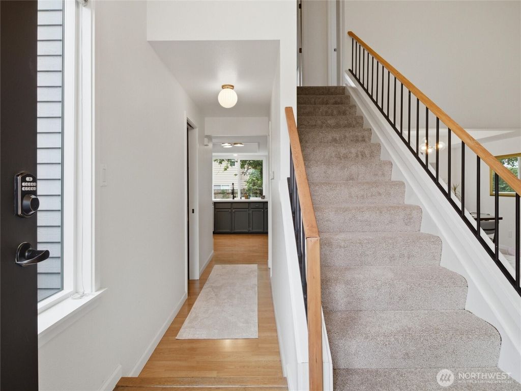 Photo of 12741 SE 279th Court, Kent, WA 98030 (MLS # 2471623)