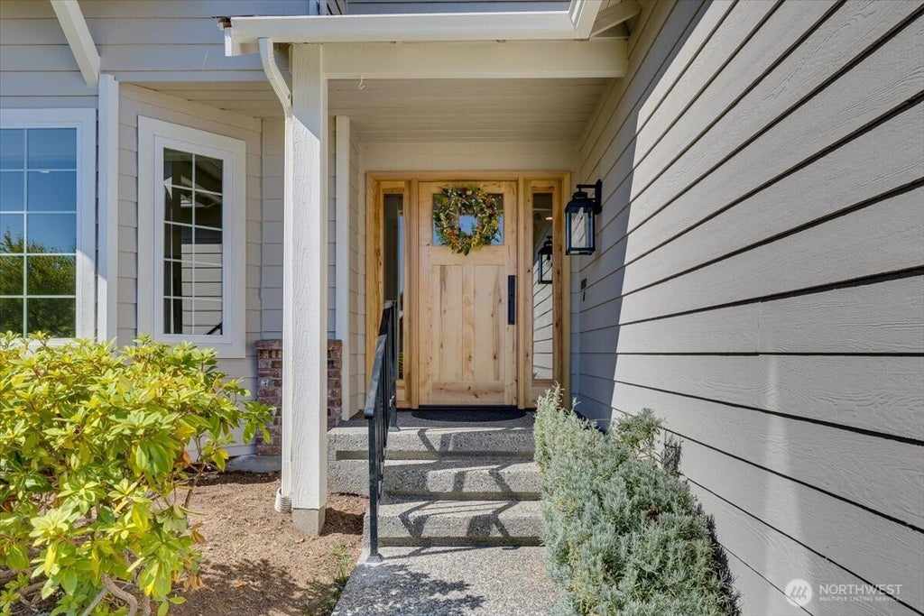 Photo of 14116 64th Drive SE, Snohomish, WA 98296 (MLS # 2584946)
