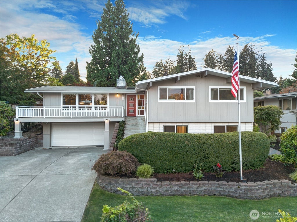 Photo of 1208 Contra Costa Avenue, Fircrest, WA 98466 (MLS # 2582773)
