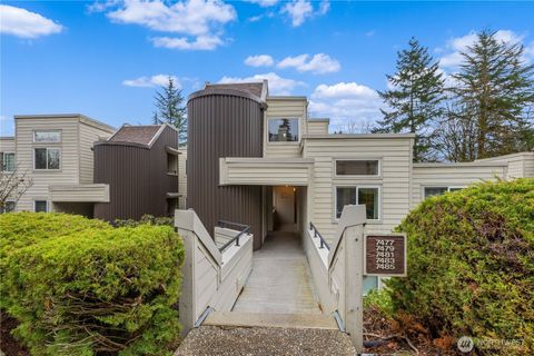 Photo of 7481 Old Redmond Road #421, Redmond, WA 98052 (MLS # 2461216)