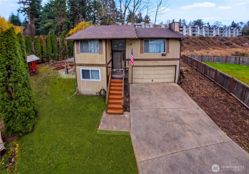 Photo of 14516 2nd Avenue E, Tacoma, WA 98445 (MLS # 2480721)