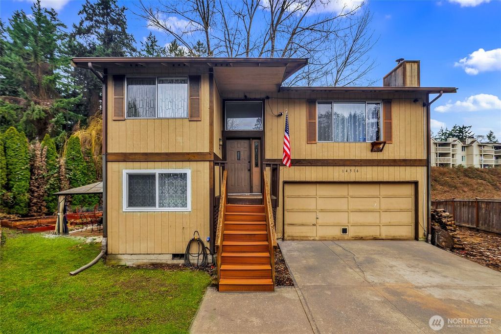 Photo of 14516 2nd Avenue E, Tacoma, WA 98445 (MLS # 2480721)