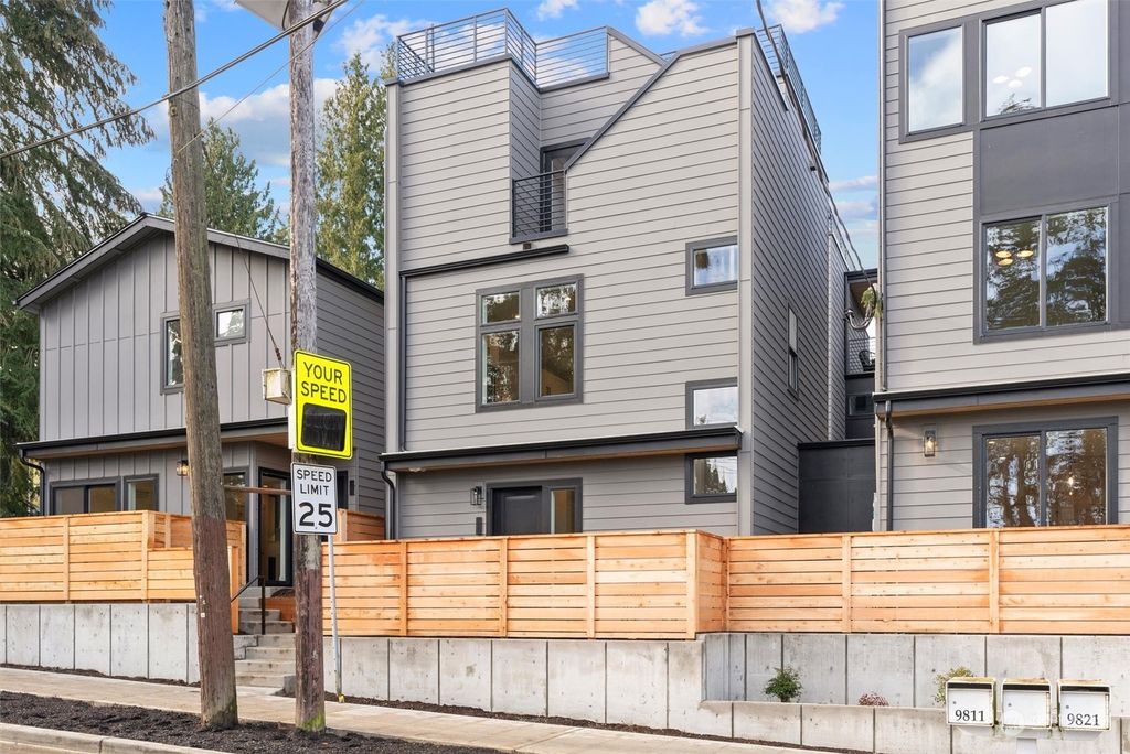 Photo of 9821 15th Avenue NE, Seattle, WA 98115 (MLS # 2329527)