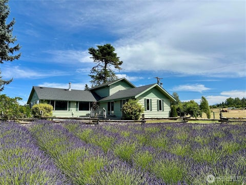 Photo of 31 Brueckner Road, Sequim, WA 98382 (MLS # 2516520)