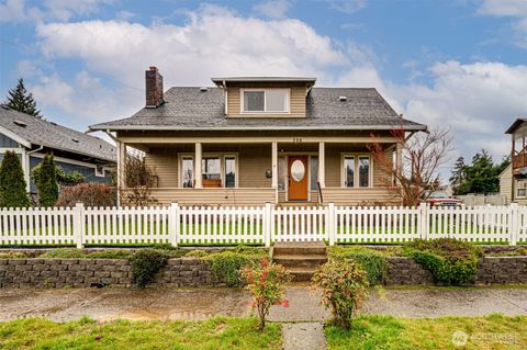 735 NW New York Avenue Chehalis WA 98532