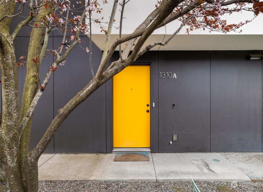 Photo of 1310 29th Avenue S #A, Seattle, WA 98144 (MLS # 2051926)