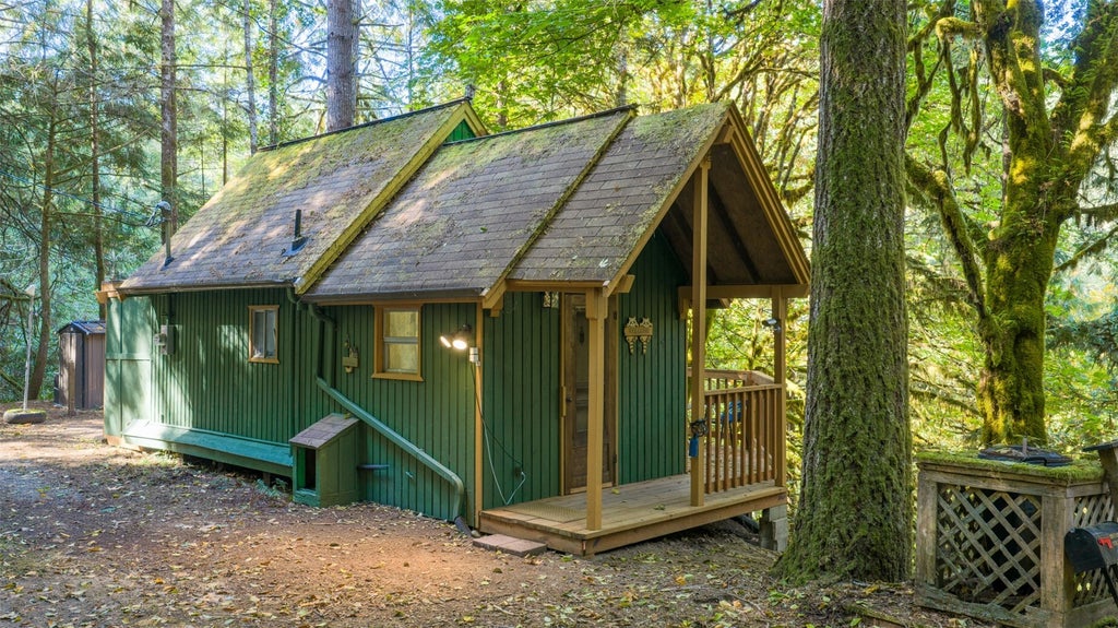 Photo of 300 E Canyon View Lane, Belfair, WA 98528 (MLS # 2595685)