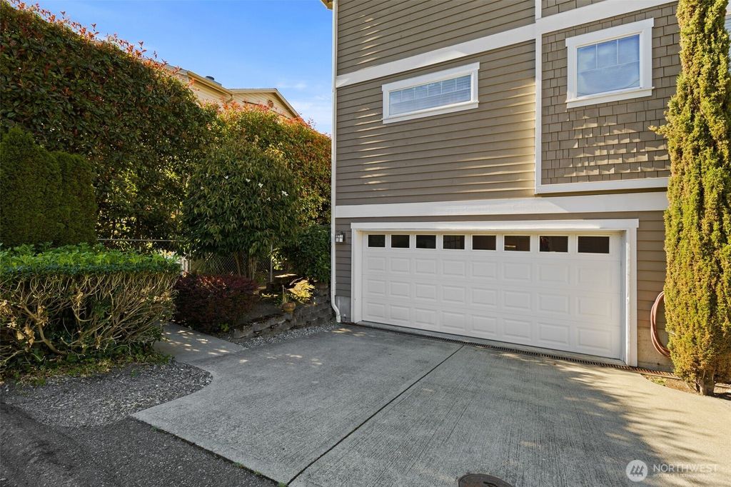 Photo of 616 Glen Street #101, Edmonds, WA 98020 (MLS # 2397861)