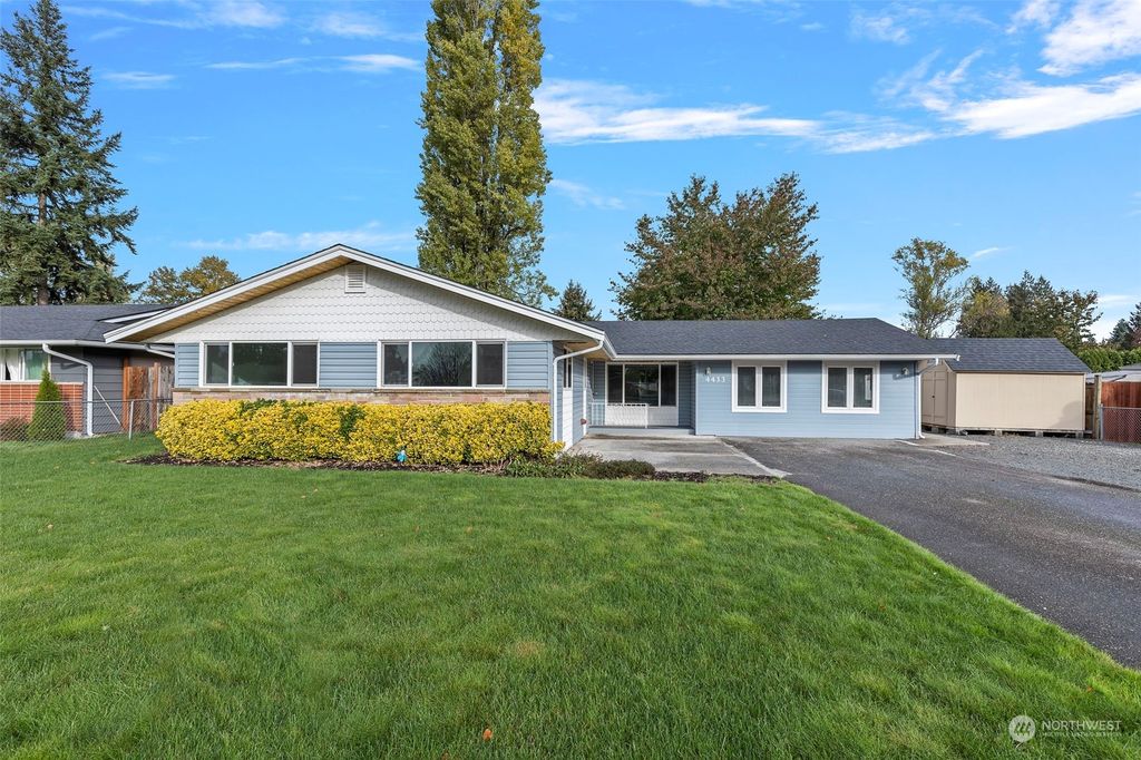 Photo of 4433 131st Place NE, Marysville, WA 98271 (MLS # 2176746)