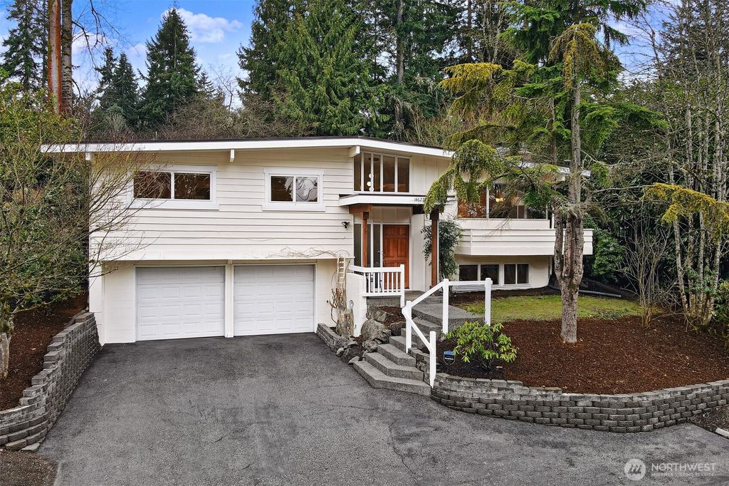 Photo of 14627 SE Newport Way, Bellevue, WA 98006 (MLS # 2481103)