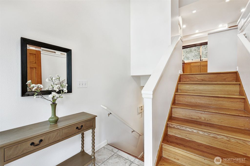 Photo of 14627 SE Newport Way, Bellevue, WA 98006 (MLS # 2481103)