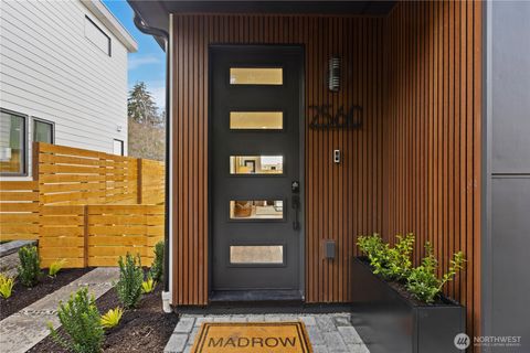 2560 30th Avenue W Seattle WA 98199