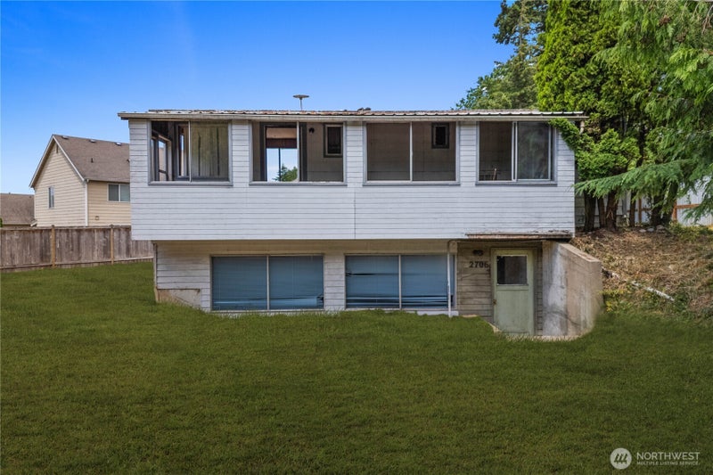2706 S 276th Place