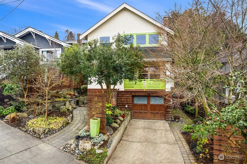 Photo of 2705 2nd Avenue N, Seattle, WA 98109 (MLS # 2325274)