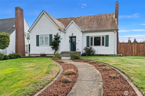 242 S 58th Street Tacoma WA 98408