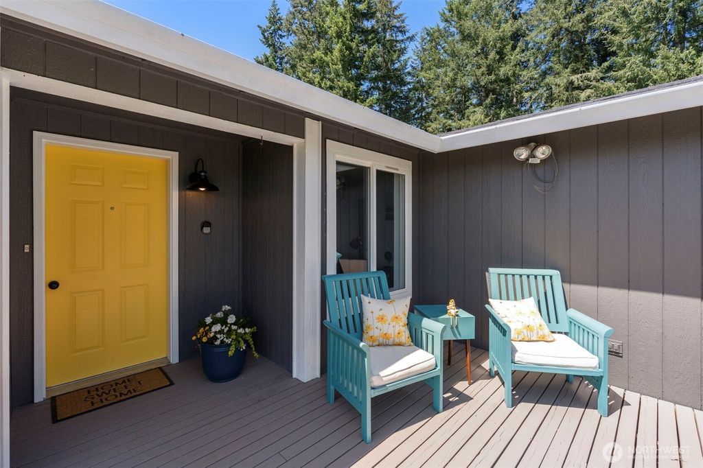 Photo of 167 Hilltop View Drive, Chehalis, WA 98532 (MLS # 2528489)