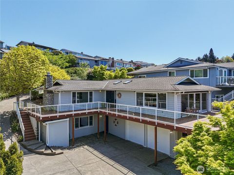 5758 Overlook Avenue NE Tacoma WA 98422