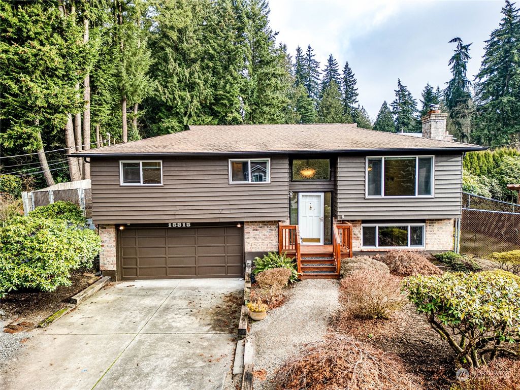 Photo of 15315 22nd Place W, Lynnwood, WA 98087 (MLS # 2323344)
