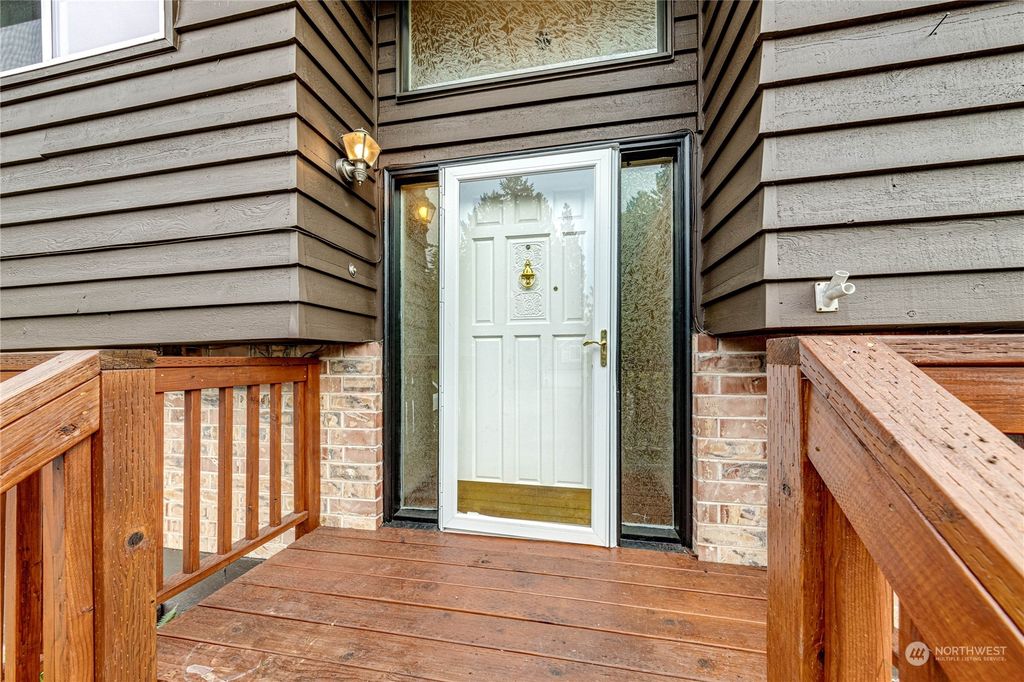 Photo of 15315 22nd Place W, Lynnwood, WA 98087 (MLS # 2323344)