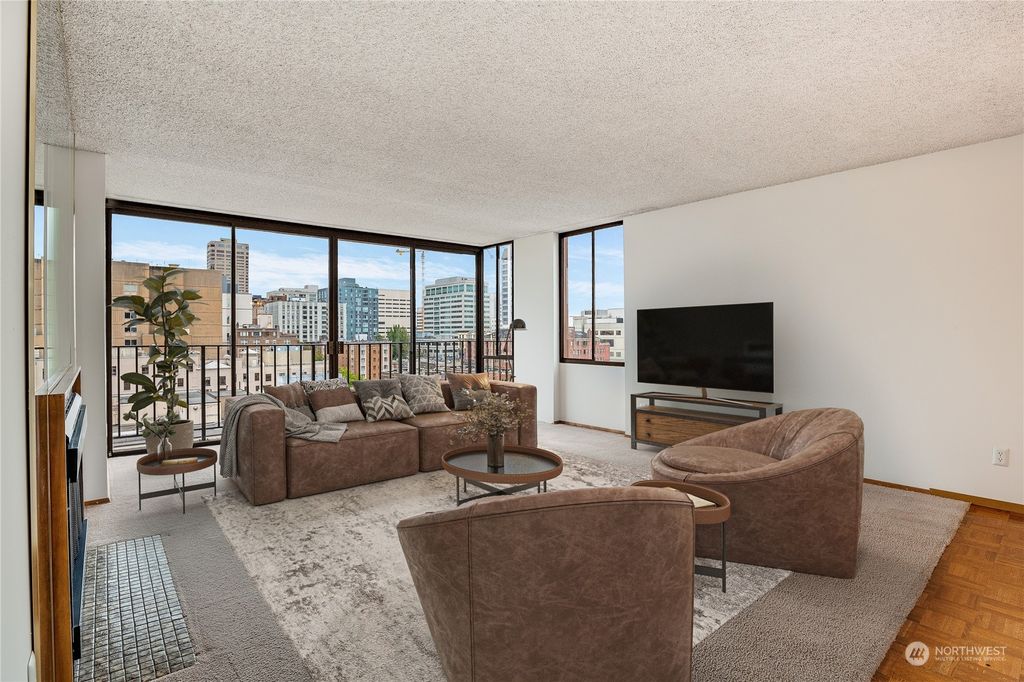 Photo of 1120 8th Avenue #2004, Seattle, WA 98101 (MLS # 2295200)