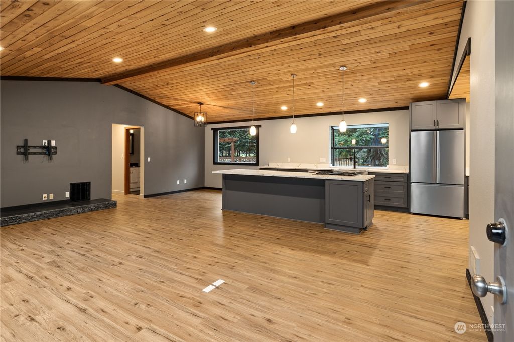Photo of 7338 Lake Alice Road SE, Fall City, WA 98024 (MLS # 2190361)