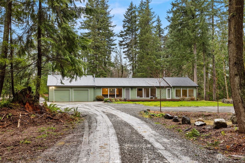 Photo of 7338 Lake Alice Road SE, Fall City, WA 98024 (MLS # 2190361)
