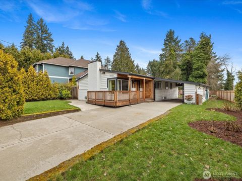 Photo of 18604 105th Avenue NE, Bothell, WA 98011 (MLS # 2488393)