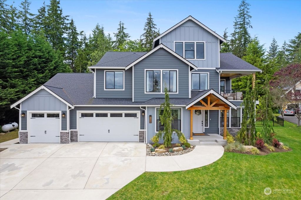 Photo of 7626 213th Avenue SE, Snohomish, WA 98290 (MLS # 2260159)