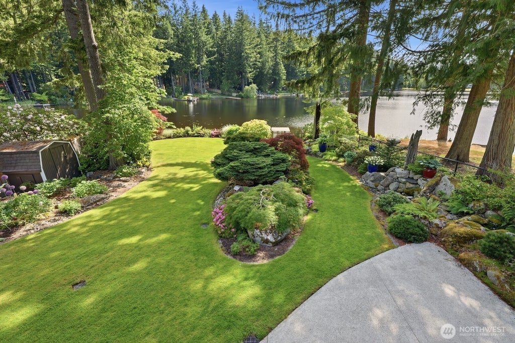 Photo of 7426 337th Place SE, Fall City, WA 98024 (MLS # 2540736)