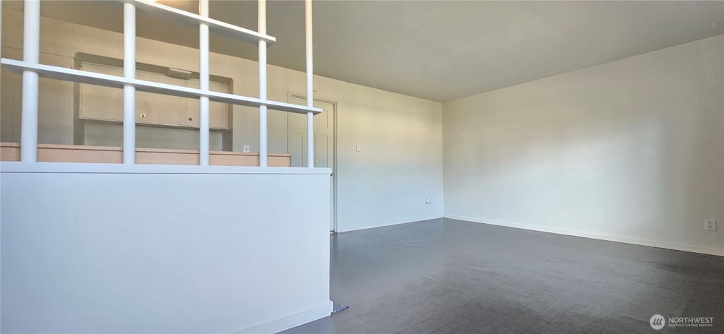 Photo of 425 H Street NE, Auburn, WA 98002 (MLS # 2425323)