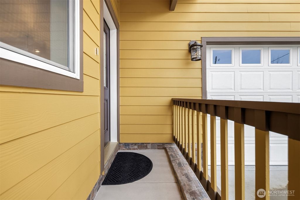 Photo of 2116 SW 103rd Place, Seattle, WA 98146 (MLS # 2335275)