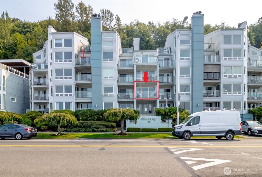 Photo of 1526 Alki Avenue SW #204, Seattle, WA 98116 (MLS # 2430350)