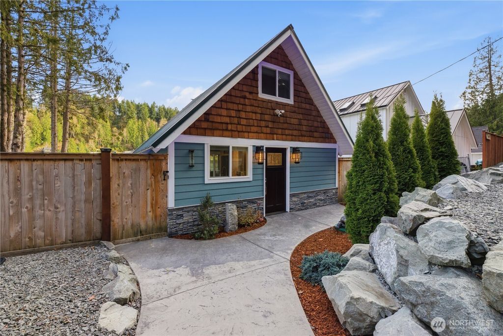 Photo of 38811 Orville Road E, Eatonville, WA 98328 (MLS # 2503978)