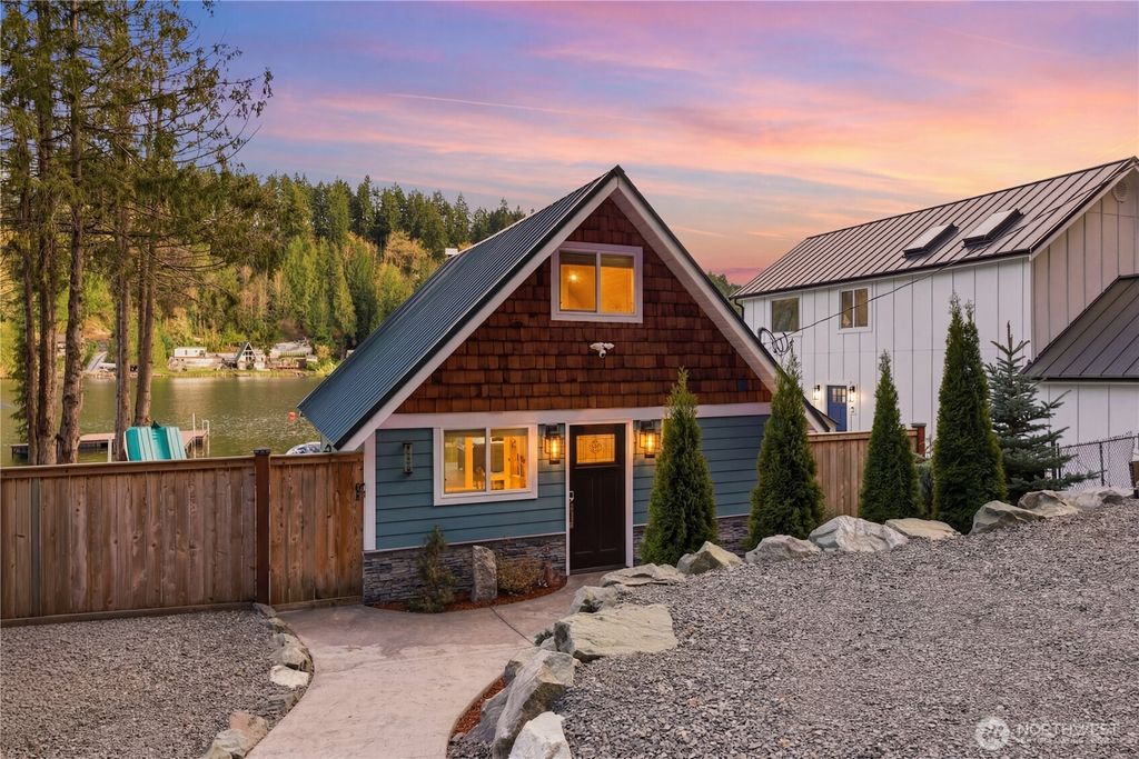 Photo of 38811 Orville Road E, Eatonville, WA 98328 (MLS # 2503978)